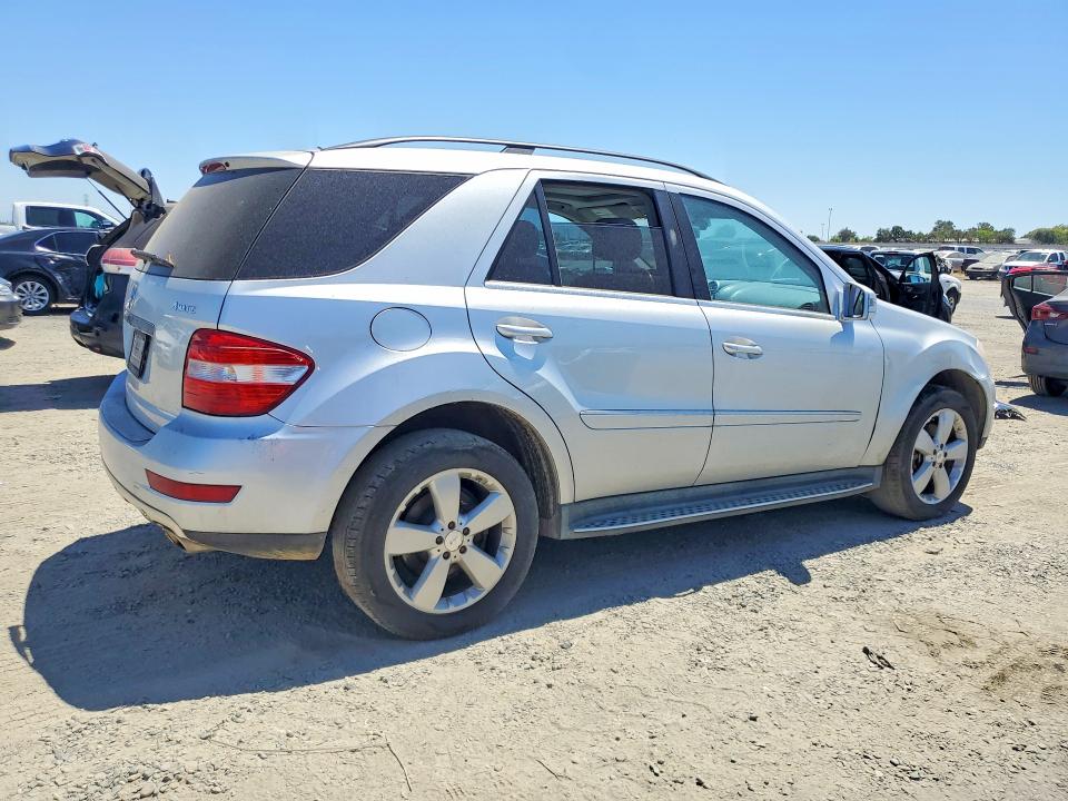 2011 Mercedes-benz Ml მანქანა იყიდება აუქციონზე, vin: 4JGBB8GB1BA730730, აუქციონის ნომერი: 62589266