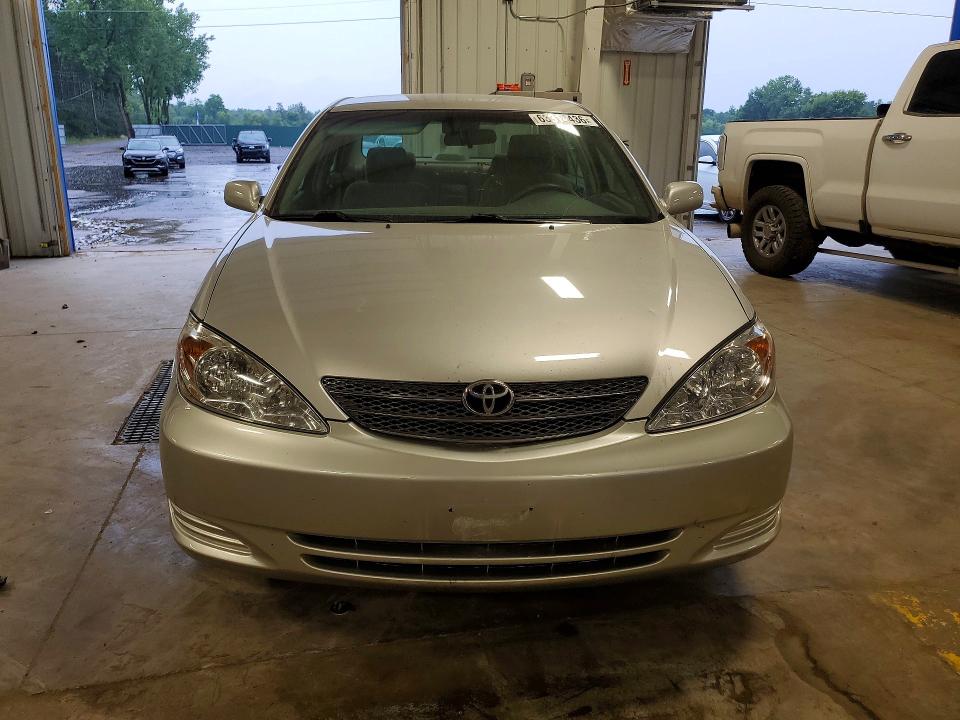 2002 Toyota Camry მანქანა იყიდება აუქციონზე, vin: 4T1BE32K72U044496, აუქციონის ნომერი: 63314436