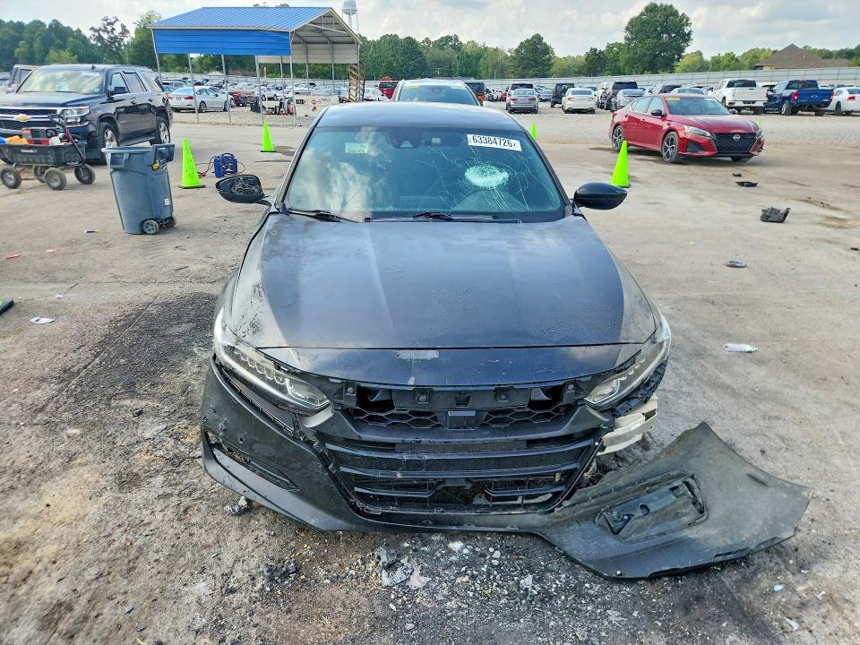 Продаж на аукціоні авто 2018 Honda Accord, vin: 1HGCV1F30JA048293, номер лоту: 63384726