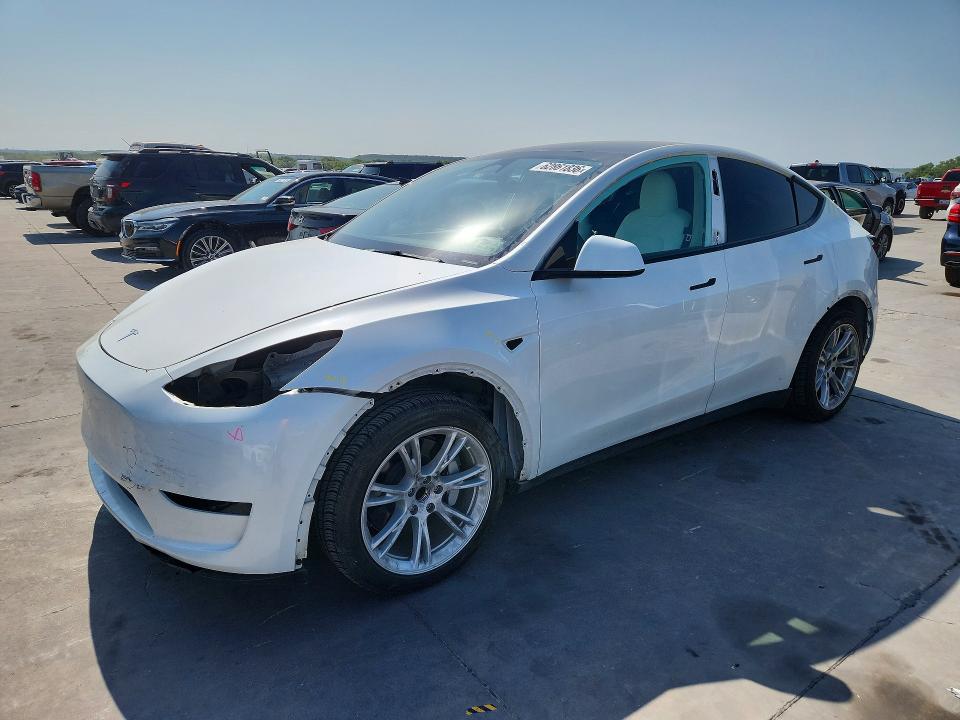 62861836 :رقم المزاد ، 7SAYGDED5PF923140 vin ، 2023 Tesla Model  Y مزاد بيع