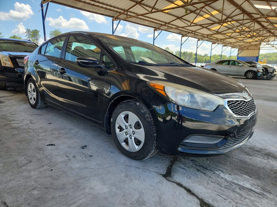 60710366 :رقم المزاد ، KNAFX4A62F5427592 vin ، 2015 Kia Forte مزاد بيع