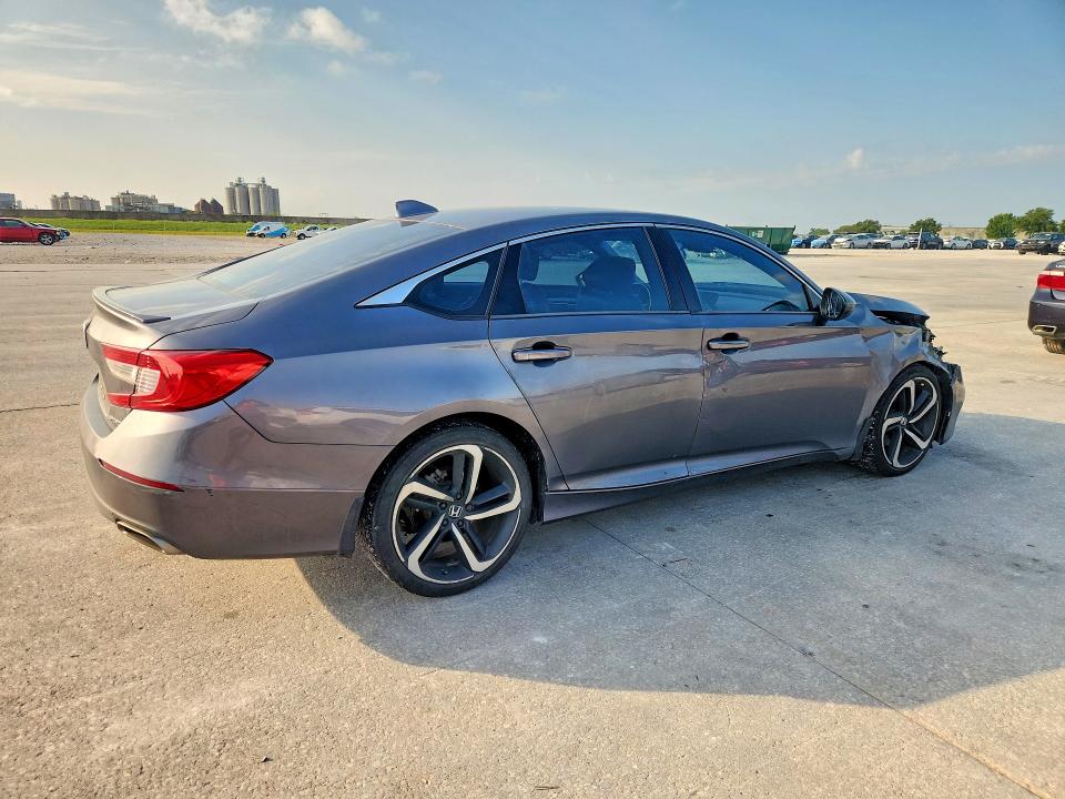 62212796 :رقم المزاد ، 1HGCV1F39LA111166 vin ، 2020 Honda Accord مزاد بيع