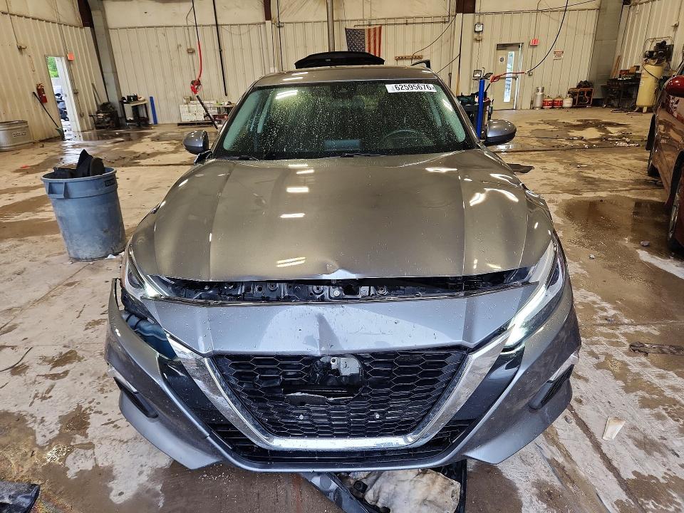 Продажа на аукционе авто 2022 Nissan Altima, vin: 1N4BL4DV5NN423475, номер лота: 62595676
