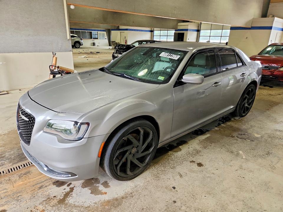 Продаж на аукціоні авто 2017 Chrysler 300, vin: 2C3CCAGG0HH637348, номер лоту: 60012206