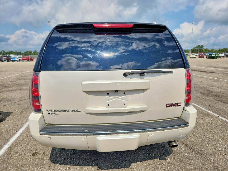 60132946 :رقم المزاد ، 1GKS2MEF6DR186575 vin ، 2013 Gmc Yukon Xl مزاد بيع