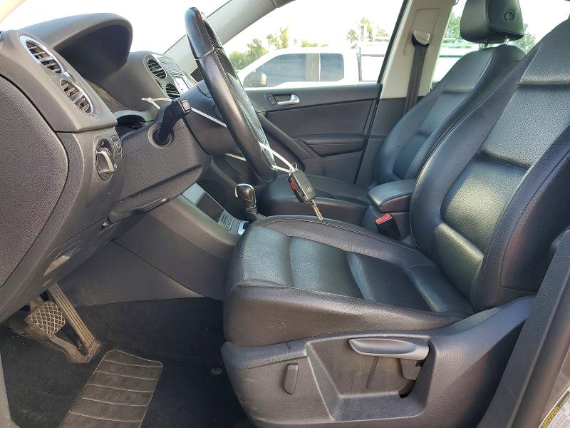 62715836 :رقم المزاد ، WVGBV3AX6DW588847 vin ، 2013 Volkswagen Tiguan مزاد بيع