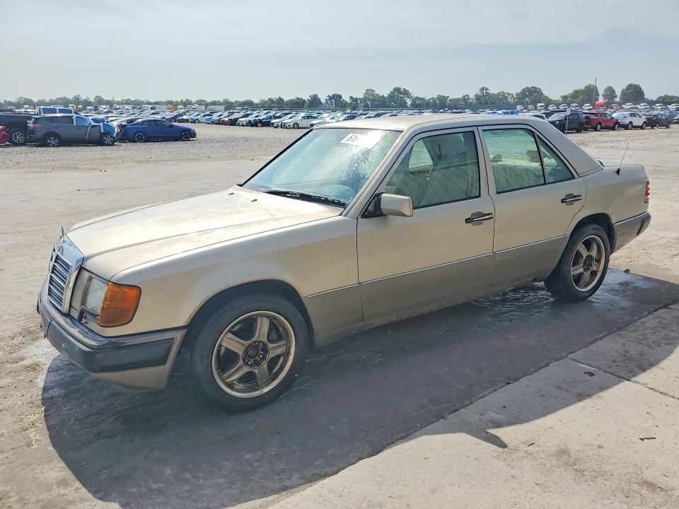 Aukcja sprzedaży 1992 Mercedes-benz 400, vin: WDBEA34E6NB793146, numer aukcji: 61673326
