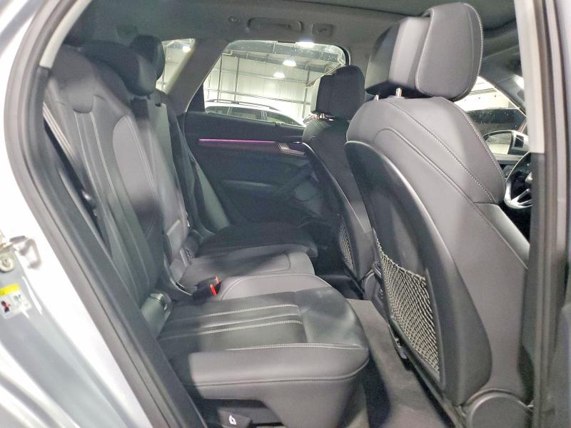 60579116 :رقم المزاد ، WA1CAAFYXM2050969 vin ، 2021 Audi Q5 مزاد بيع
