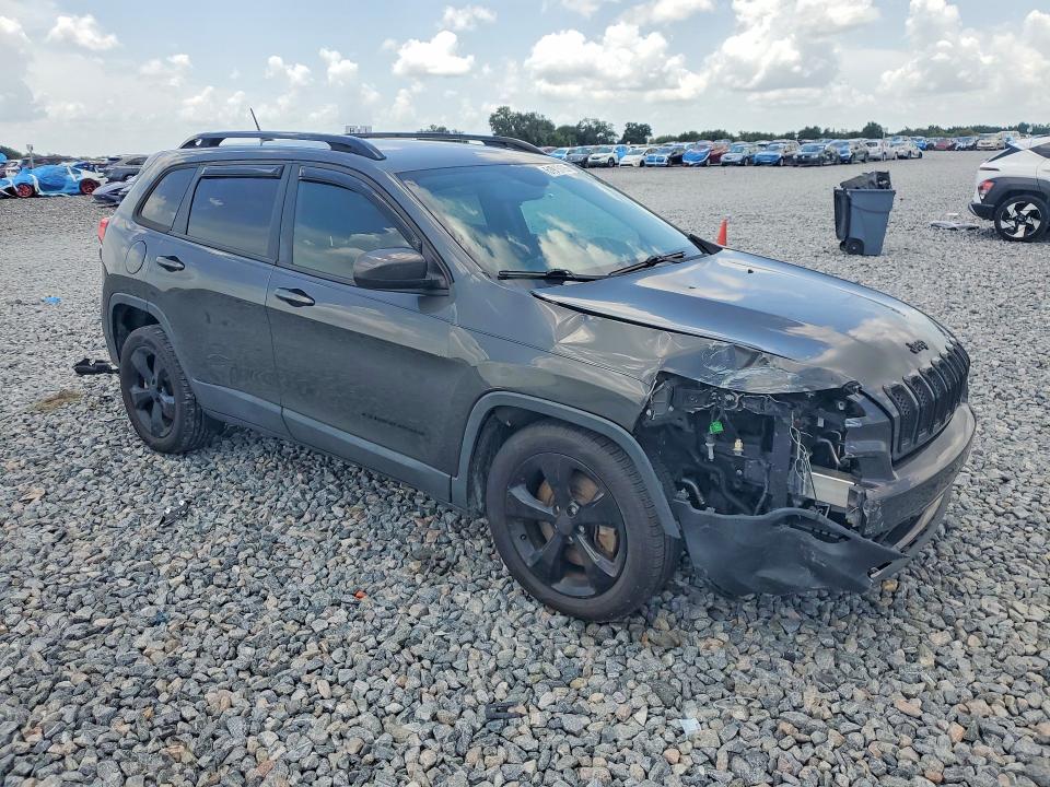 61915196 :رقم المزاد ، 1C4PJLCB3GW171391 vin ، 2016 Jeep Cherokee مزاد بيع