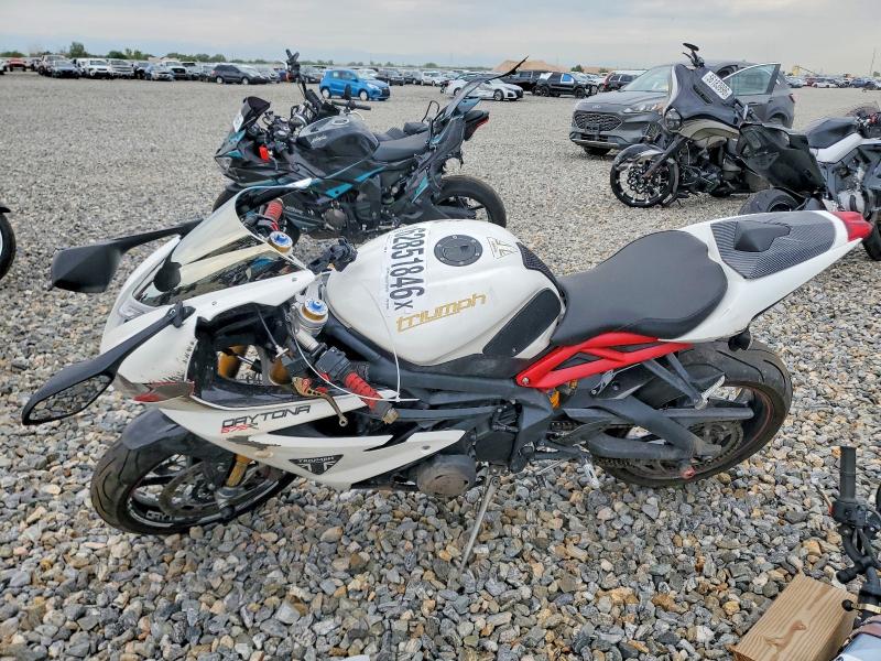 62851846 :رقم المزاد ، SMTA02YK7HJ787459 vin ، 2017 Triumph Motorcycle Daytona 675r مزاد بيع