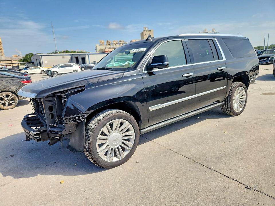61079346 :رقم المزاد ، 1GYS3KKJ2JR292095 vin ، 2018 Cadillac Escalade مزاد بيع