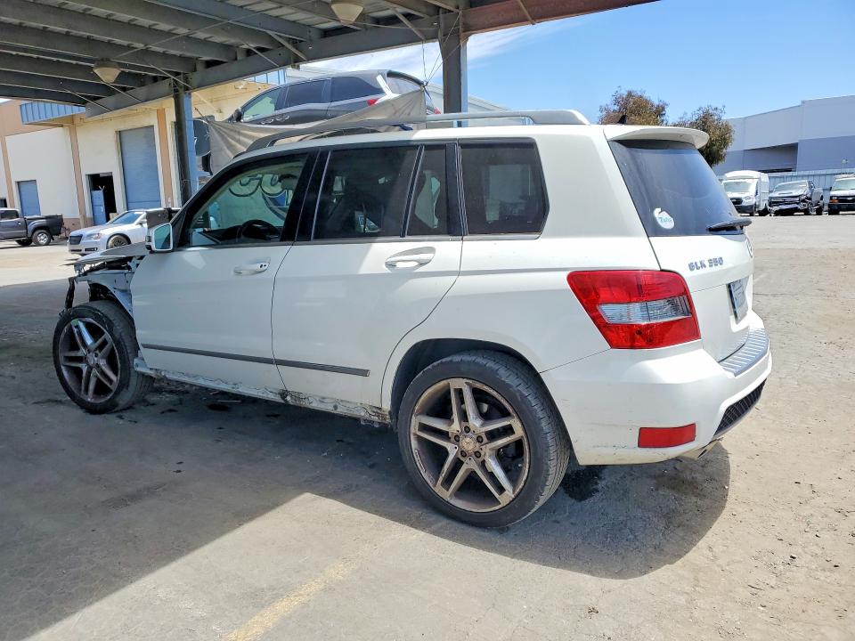 59709156 :رقم المزاد ، WDCGG8HB9BF640670 vin ، 2011 Mercedes-benz Glk مزاد بيع