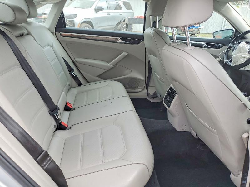 2017 Volkswagen Passat მანქანა იყიდება აუქციონზე, vin: 1VWBT7A34HC019269, აუქციონის ნომერი: 60397926