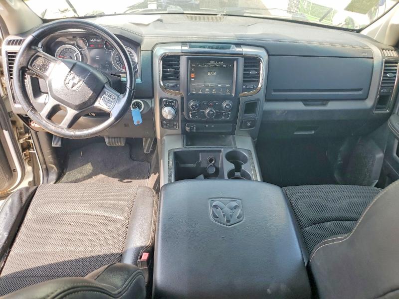 61767716 :رقم المزاد ، 1C6RR7UT5FS552303 vin ، 2015 Ram 1500 مزاد بيع