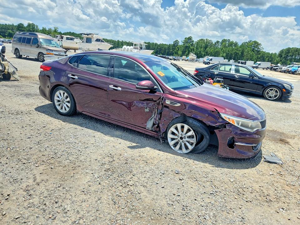 2017 Kia Optima მანქანა იყიდება აუქციონზე, vin: 5XXGU4L3XHG142804, აუქციონის ნომერი: 61299096