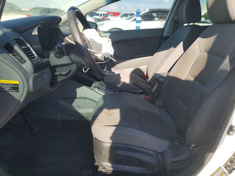 63208476 :رقم المزاد ، 3KPFK4A76HE058334 vin ، 2017 Kia Forte مزاد بيع