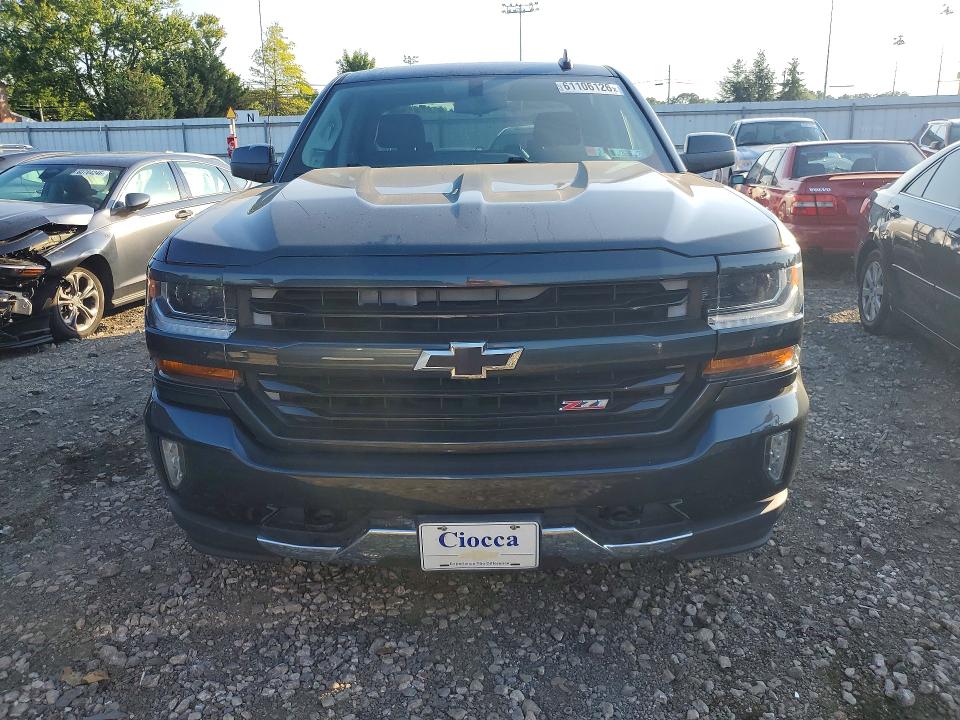 Продажа на аукционе авто 2017 Chevrolet Silverado, vin: 3GCUKREC0HG187055, номер лота: 61106126