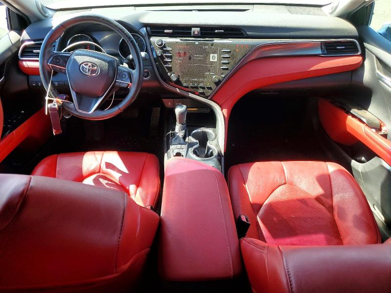59676506 :رقم المزاد ، 4T1B61HK6KU796845 vin ، 2019 Toyota Camry مزاد بيع
