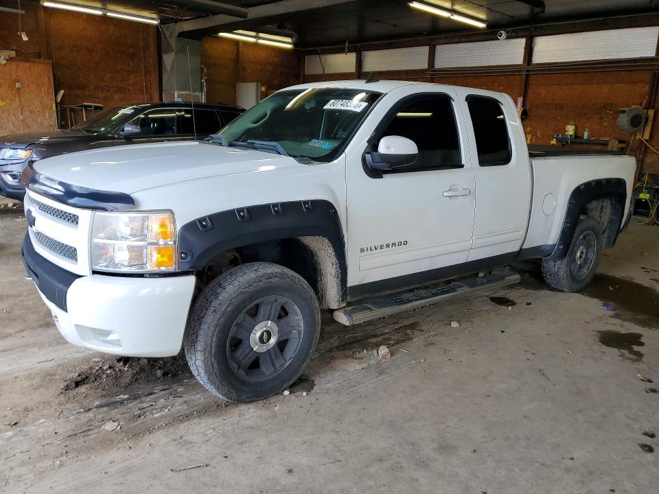 Продажа на аукционе авто 2011 Chevrolet Silverado, vin: 1GCRKSE32BZ375838, номер лота: 60748396