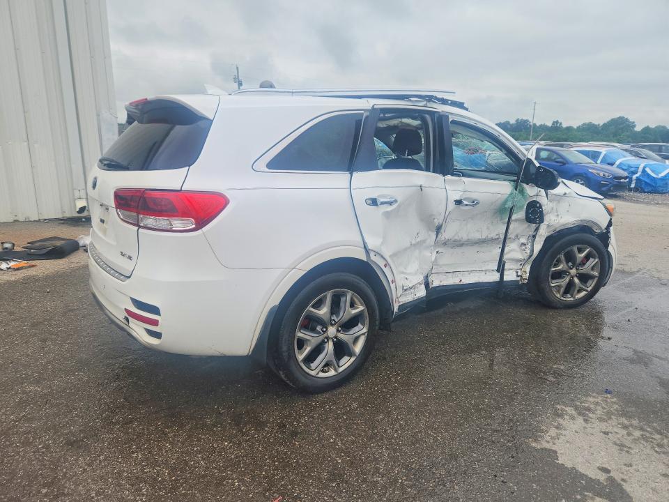 2017 Kia Sorento მანქანა იყიდება აუქციონზე, vin: 5XYPK4A58HG250957, აუქციონის ნომერი: 60928876