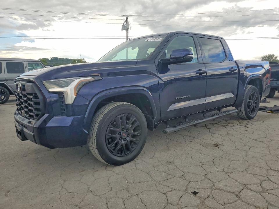 Продаж на аукціоні авто 2022 Toyota Tundra, vin: 5TFLA5DB9NX041051, номер лоту: 61108686