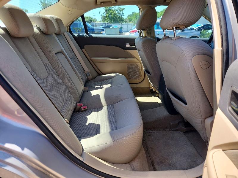 63293026 :رقم المزاد ، 3FAHP0HA5AR427094 vin ، 2010 Ford Fusion مزاد بيع