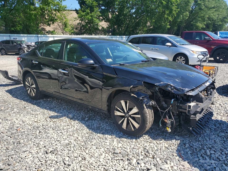 59987336 :رقم المزاد ، 1N4BL4DW1MN363217 vin ، 2021 Nissan Altima مزاد بيع