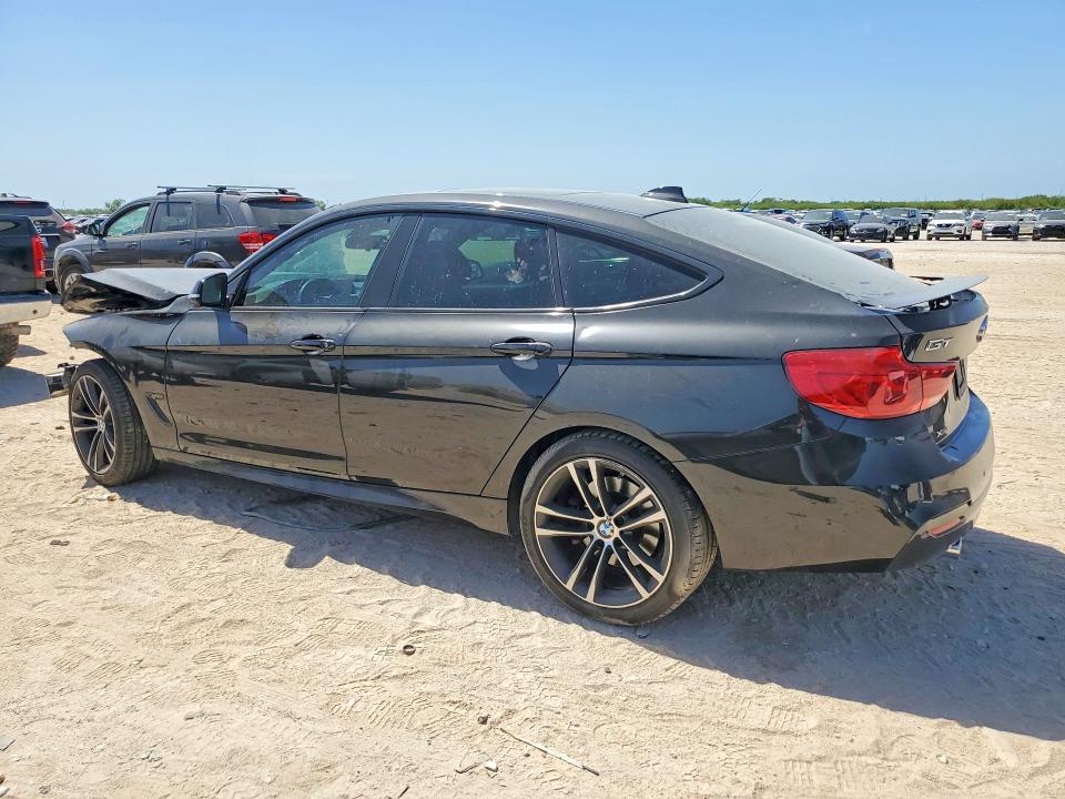 60577496 :رقم المزاد ، WBA8Y3C58JG451395 vin ، 2018 Bmw 340 مزاد بيع
