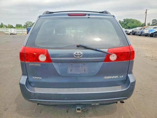 Продажа на аукционе авто 2010 Toyota Sienna, vin: 5TDKK4CC9AS305950, номер лота: 60701806
