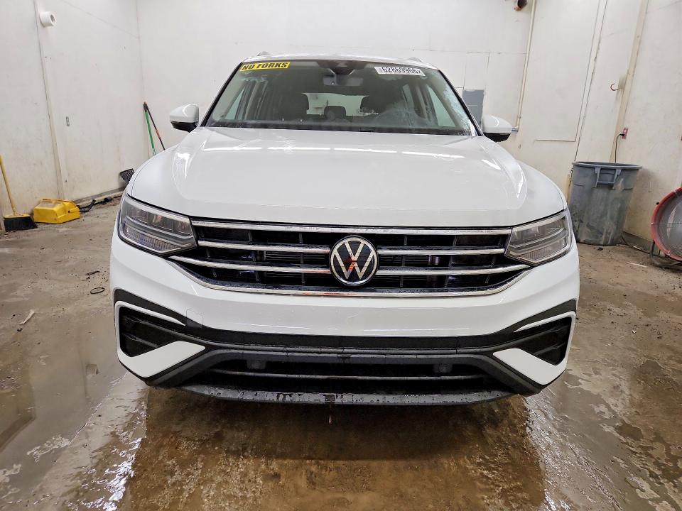 2022 Volkswagen Tiguan მანქანა იყიდება აუქციონზე, vin: 3VV3B7AX0NM151468, აუქციონის ნომერი: 62869966