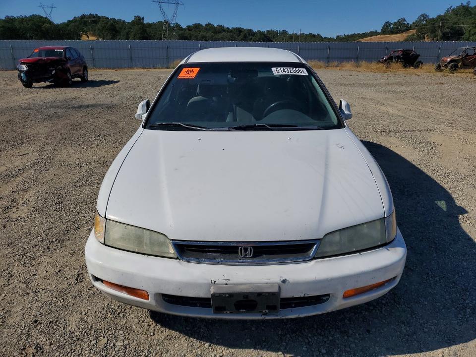 Продажа на аукционе авто 1997 Honda Accord, vin: 1HGCE1826VA006950, номер лота: 61432566