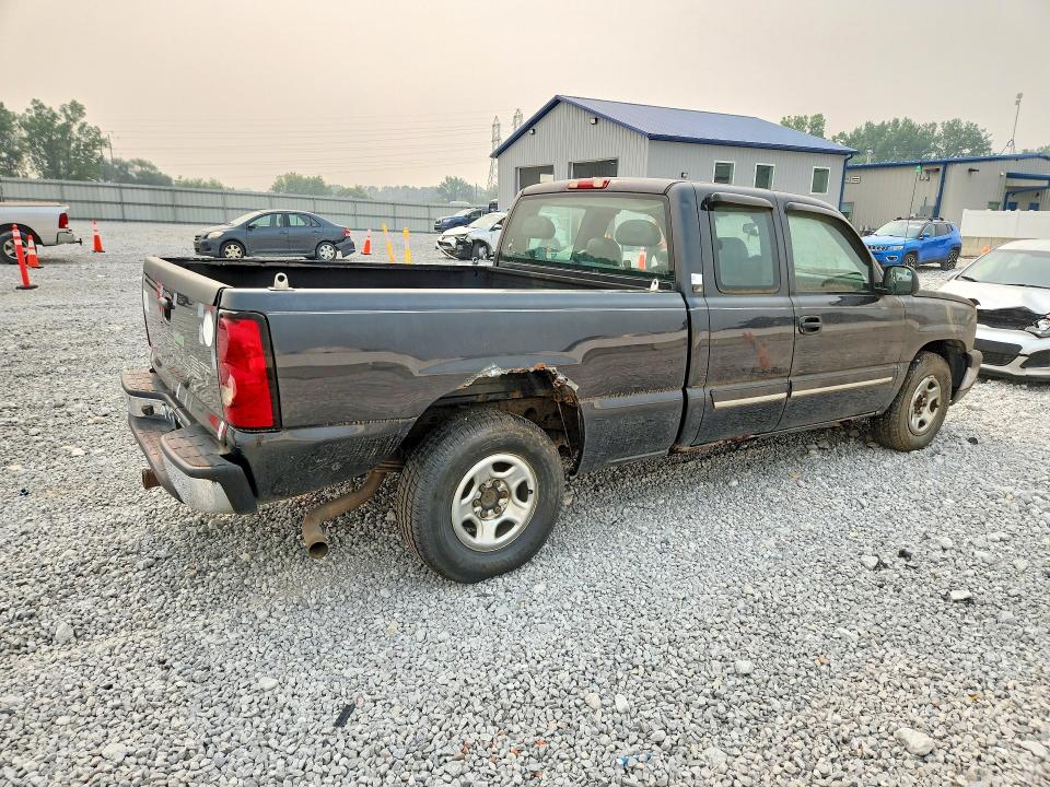 Продаж на аукціоні авто 2004 Chevrolet Silverado, vin: 2GCEC19T241180172, номер лоту: 61415346