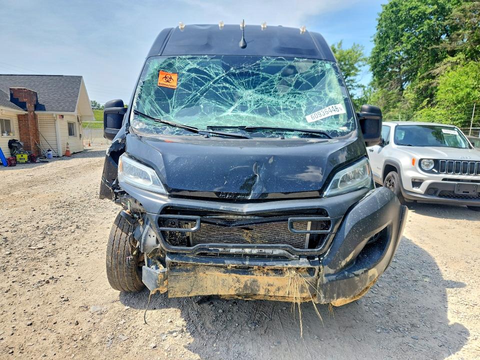 60936446 :رقم المزاد ، 3C6MRVJG2PE570672 vin ، 2023 Ram Promaster 3500 مزاد بيع