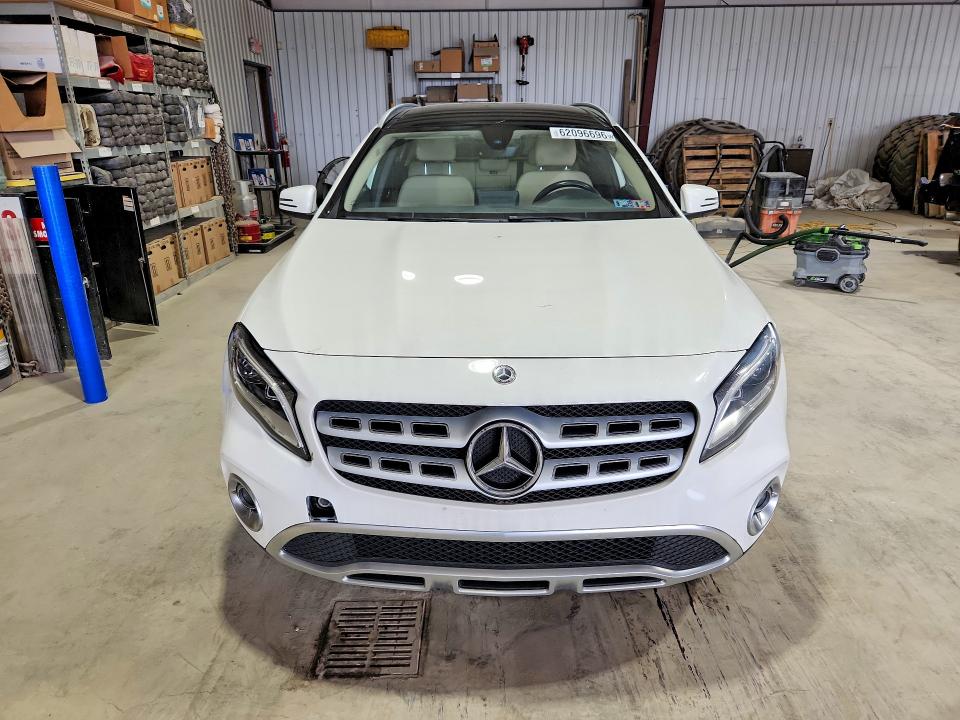 2019 Mercedes-benz Gla მანქანა იყიდება აუქციონზე, vin: WDCTG4GB1KJ532873, აუქციონის ნომერი: 62096696