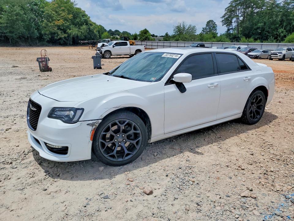 60760216 :رقم المزاد ، 2C3CCABT1LH225260 vin ، 2020 Chrysler 300 مزاد بيع