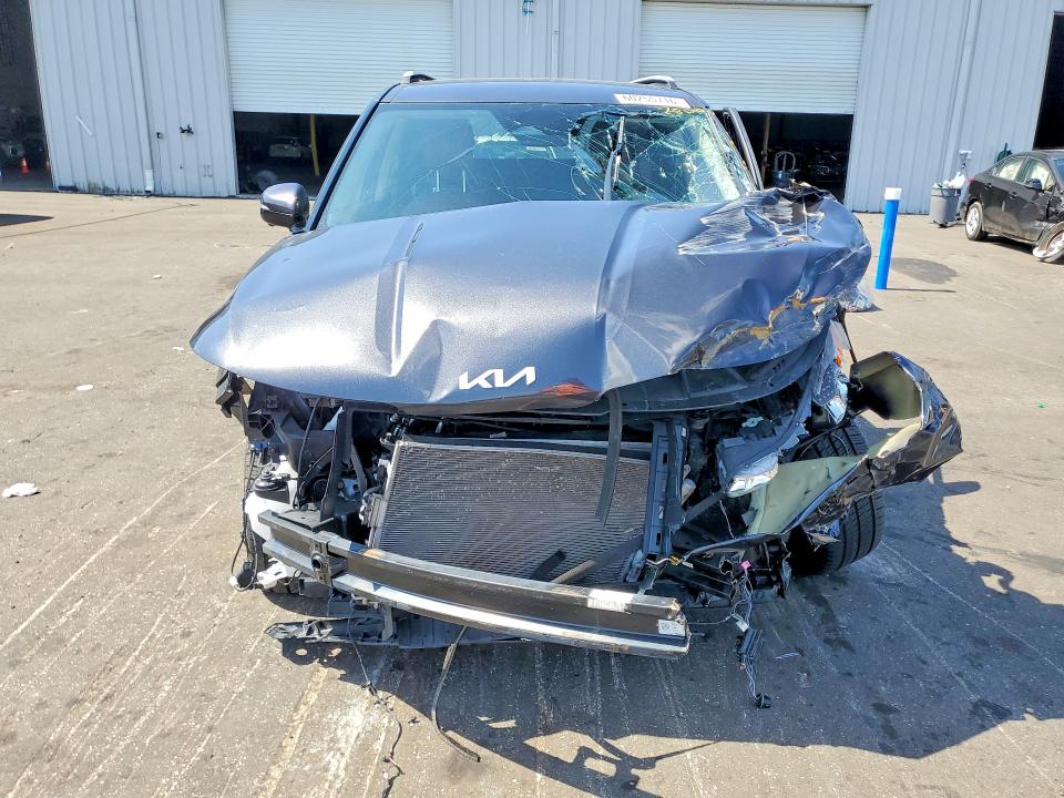 Aukcja sprzedaży 2023 Kia Carnival, vin: KNDNE5H39P6287333, numer aukcji: 60255716