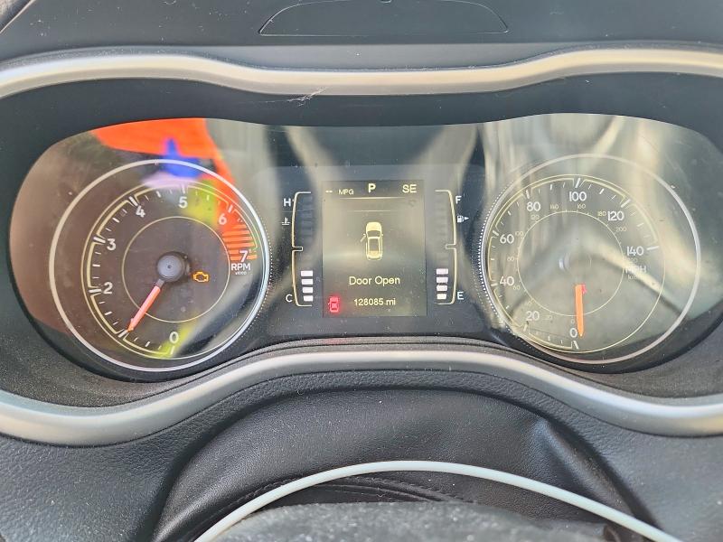 Продажа на аукционе авто 2016 Jeep Cherokee, vin: 1C4PJLCB8GW207799, номер лота: 61362946