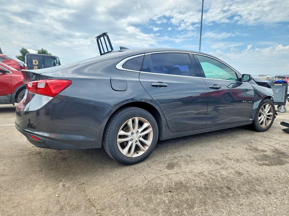 61939346 :رقم المزاد ، 1G1ZD5ST0JF150438 vin ، 2018 Chevrolet Malibu مزاد بيع