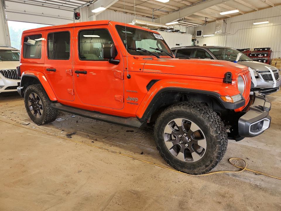 61067736 :رقم المزاد ، 1C4HJXEN5JW216325 vin ، 2018 Jeep Wrangler Unlimited مزاد بيع
