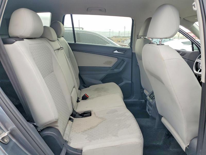 Продажа на аукционе авто 2019 Volkswagen Tiguan, vin: 3VV1B7AX0KM196395, номер лота: 61696986