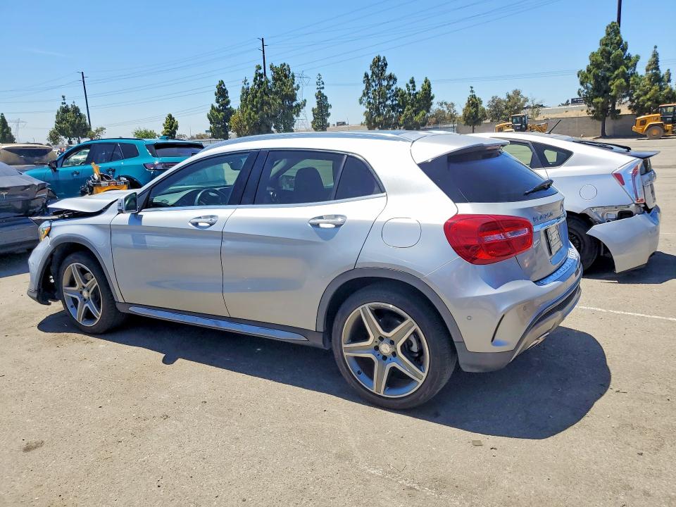 2015 Mercedes-benz Gla მანქანა იყიდება აუქციონზე, vin: WDCTG4GB5FJ178085, აუქციონის ნომერი: 63132506