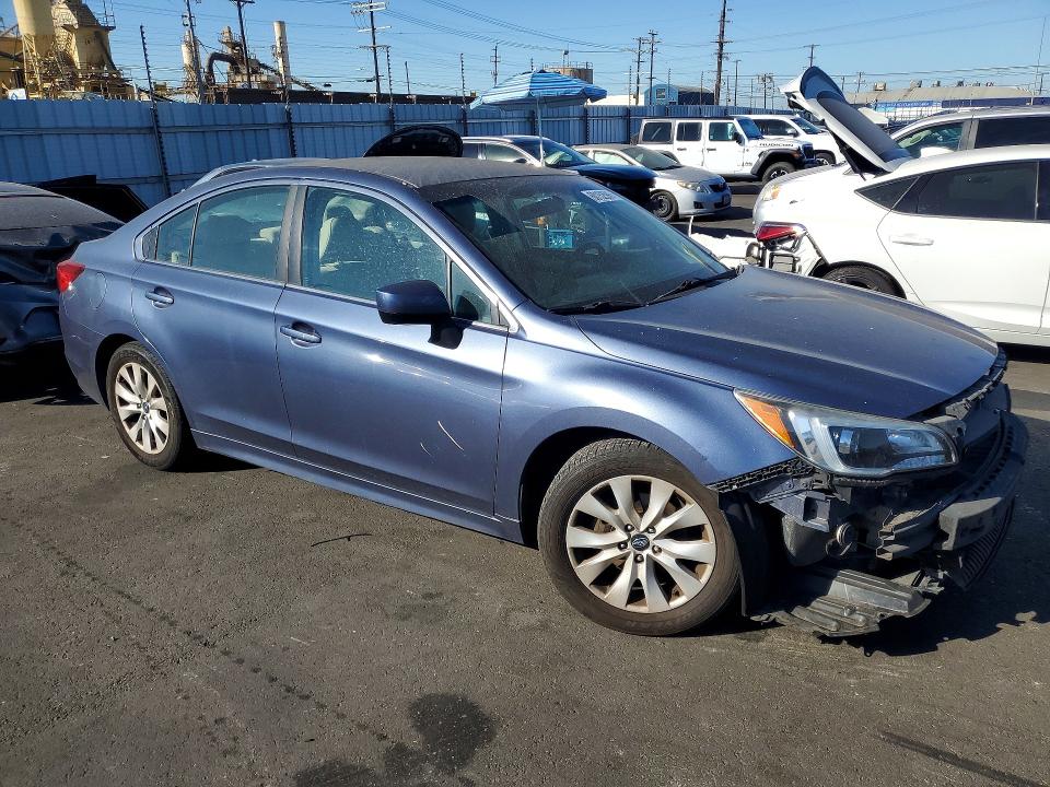 60152596 :رقم المزاد ، 4S3BNAC67F3062180 vin ، 2015 Subaru Legacy مزاد بيع