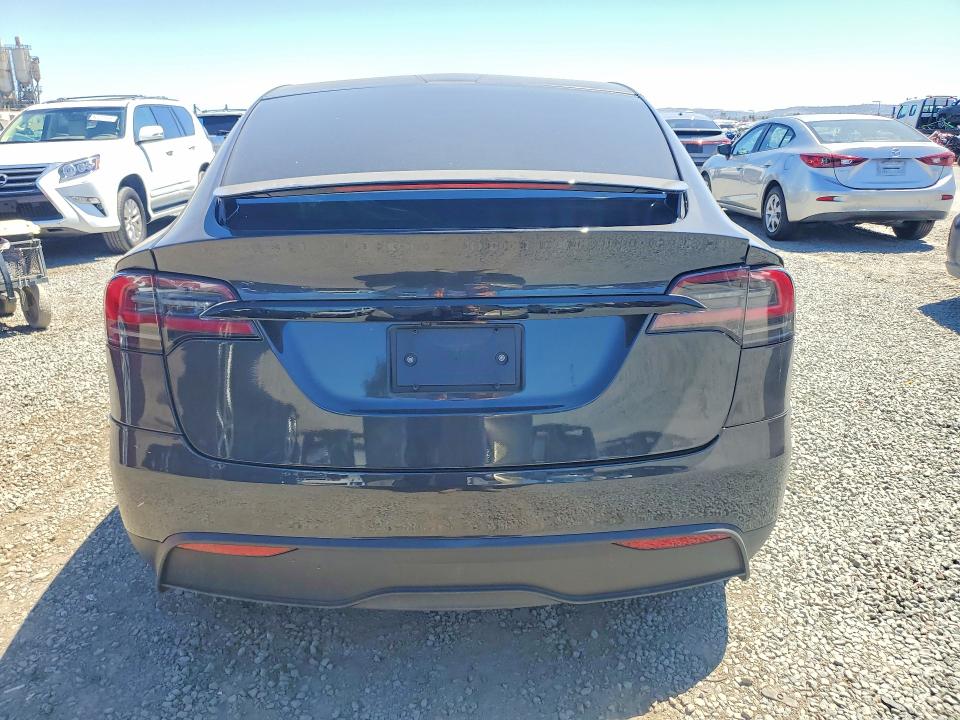 61785646 :رقم المزاد ، 7SAXCBE53TF475818 vin ، 2026 Tesla Model X مزاد بيع
