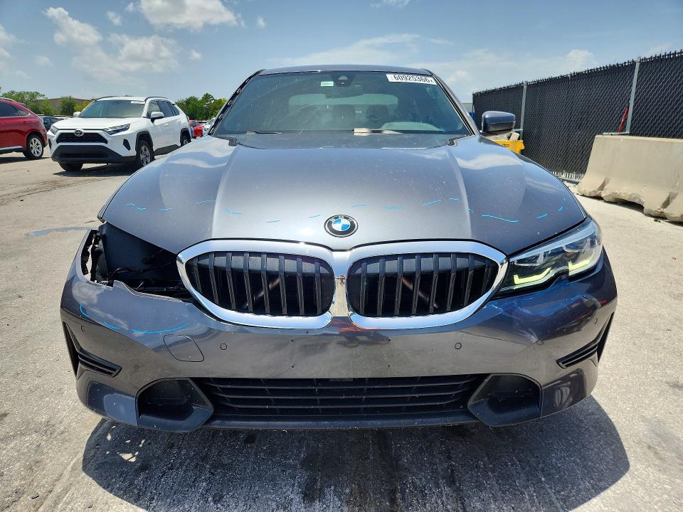 60925366 :رقم المزاد ، 3MW5R7J56K8B00799 vin ، 2019 Bmw 330xi مزاد بيع