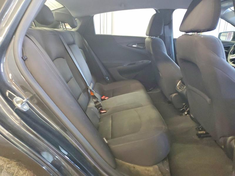 60004356 :رقم المزاد ، 1G1ZJ5SU2HF263402 vin ، 2017 Chevrolet Malibu مزاد بيع