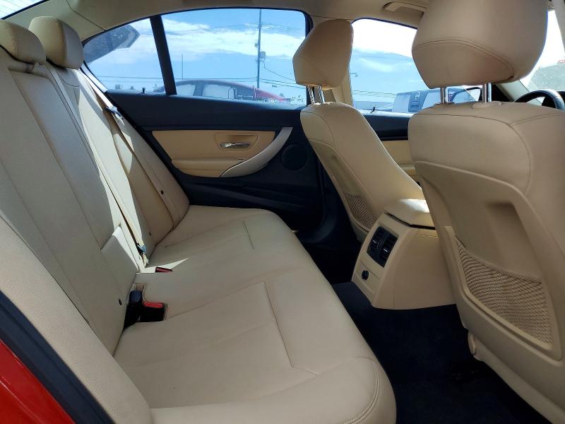 62111186 :رقم المزاد ، WBA8E5G52JNV02562 vin ، 2018 Bmw 320 مزاد بيع
