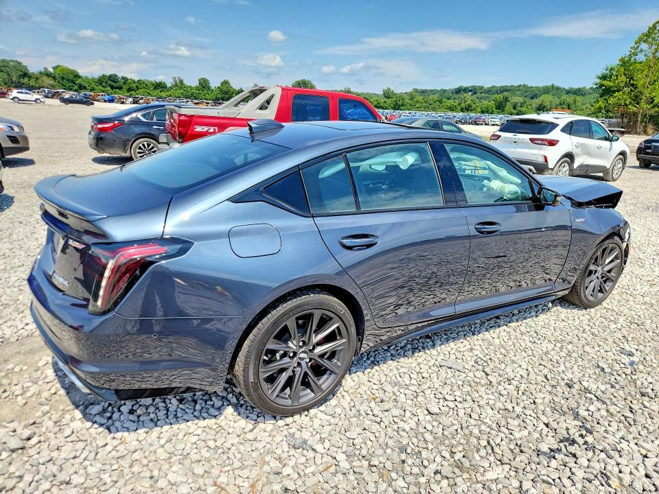 60681526 :رقم المزاد ، 1G6DV5RW9T0107529 vin ، 2026 Cadillac Ct5-v مزاد بيع