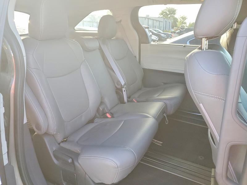Продаж на аукціоні авто 2022 Toyota Sienna, vin: 5TDKSKFC8NS042386, номер лоту: 61993456