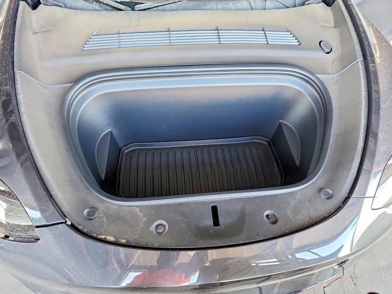 2024 Tesla Model Y მანქანა იყიდება აუქციონზე, vin: 7SAYGDED2RF122121, აუქციონის ნომერი: 62858006