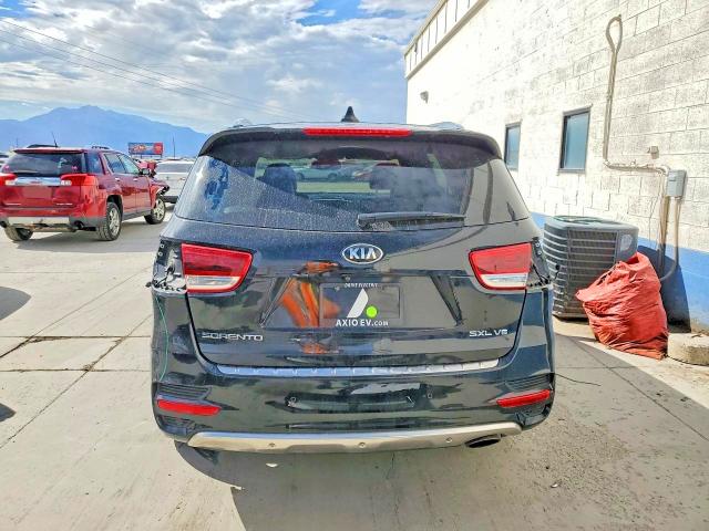 2018 Kia Sorento მანქანა იყიდება აუქციონზე, vin: 5XYPKDA50JG370029, აუქციონის ნომერი: 59697966